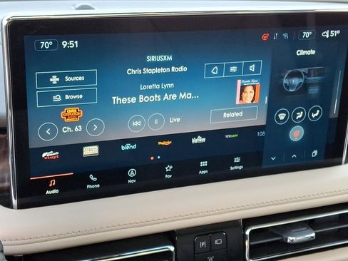 Certified 2022 Lincoln Nautilus Reserve image 19