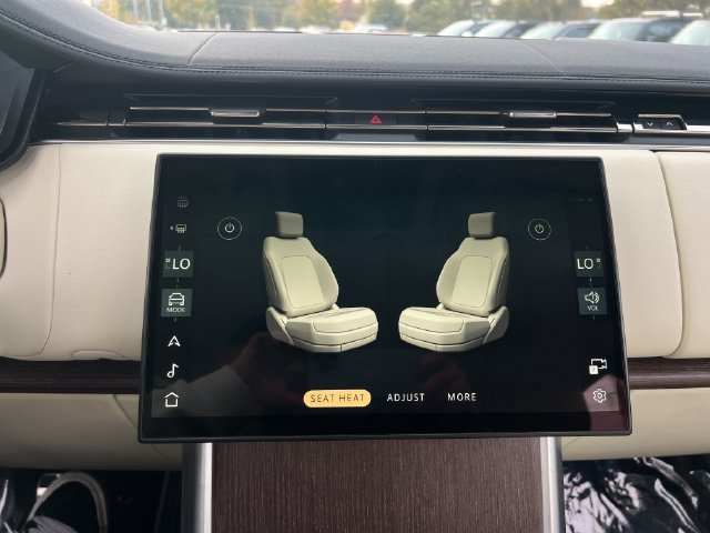 Used 2024 Land Rover Range Rover SE AWD/4WD image 27