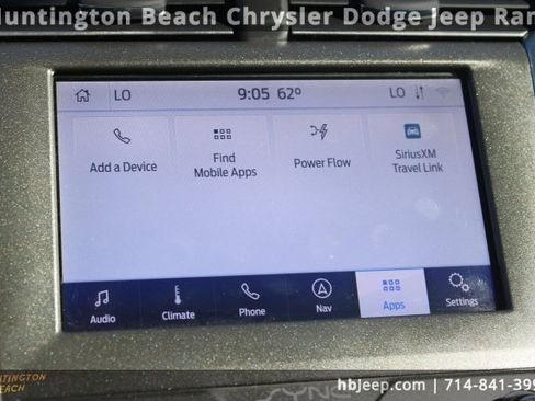 Used 2020 Ford Fusion SE image 24