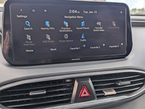 Used 2023 Hyundai Santa Fe SEL image 10