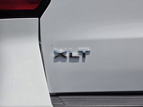 Used 2024 Ford Expedition XLT AWD/4WD image 37