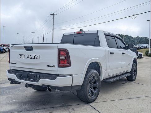 Used 2025 RAM 1500 Big Horn AWD/4WD image 7