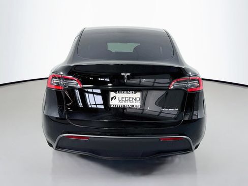 Used 2021 Tesla Model Y Long Range AWD/4WD image 7