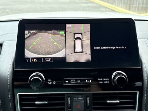 Used 2023 Nissan Armada Platinum w/ Captain's Chairs Package image 27