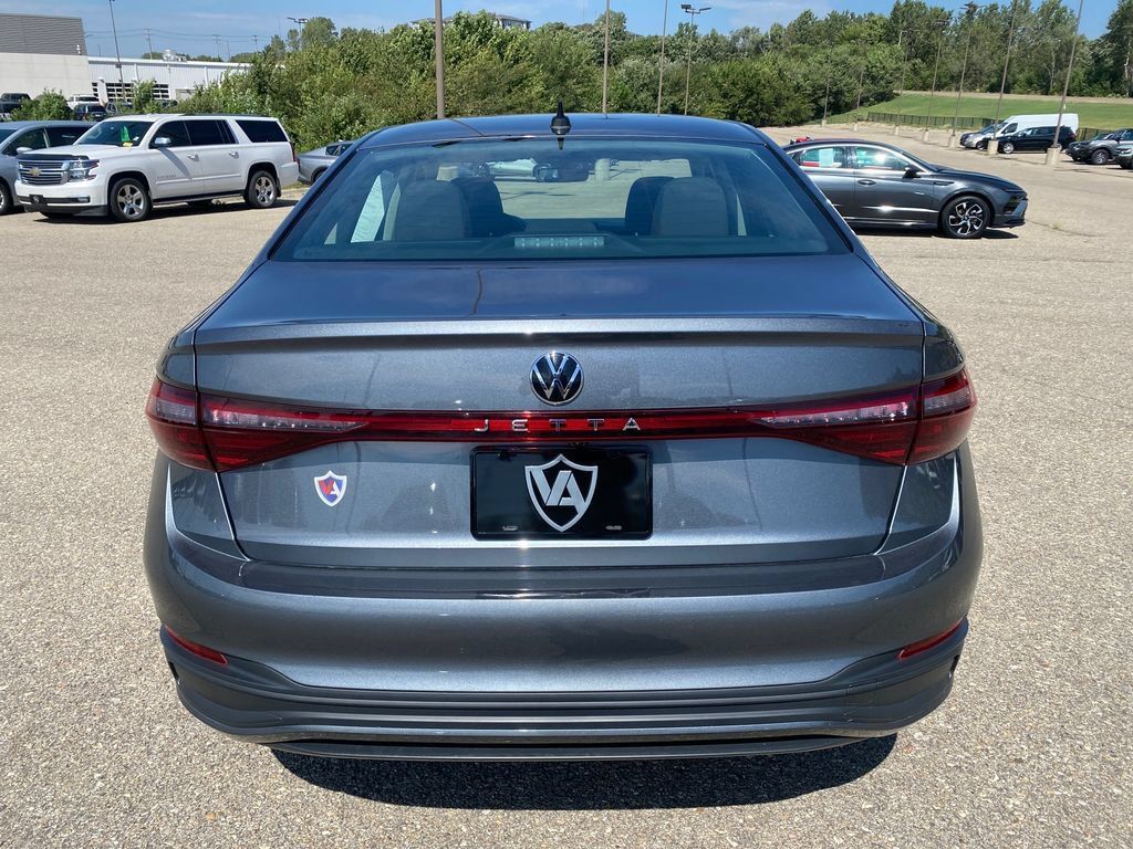 Used 2025 Volkswagen Jetta S FWD image 5