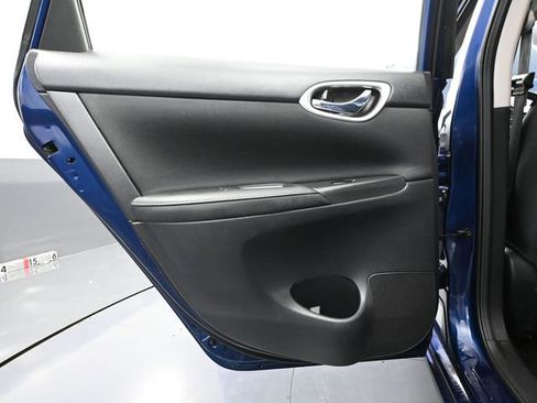 Used 2018 Nissan Sentra SV image 31