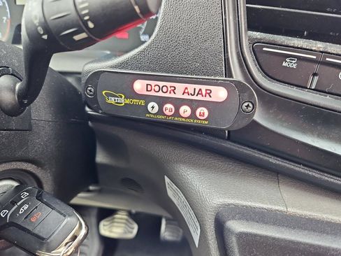 Used 2020 Ford Transit 350 XL image 45