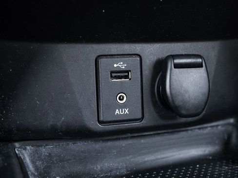 Used 2016 Nissan Rogue SL w/ SL Premium Package image 21