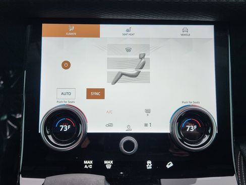 Certified 2021 Land Rover Range Rover Velar R-Dynamic S image 19