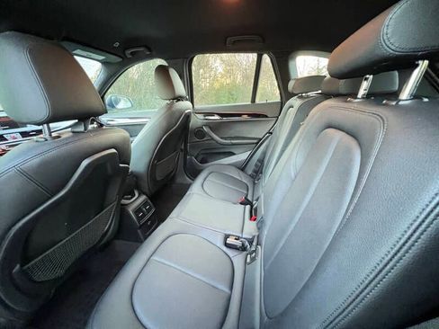 Used 2018 BMW X1 sDrive28i FWD image 13