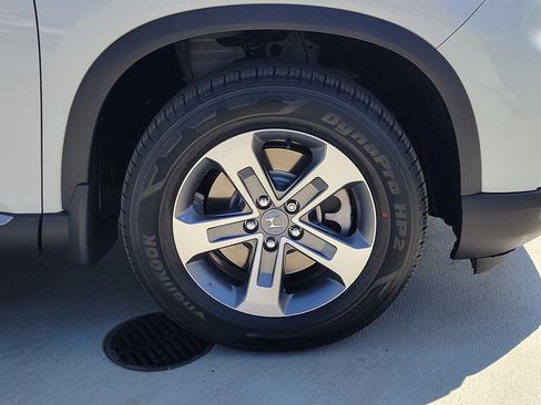 Used 2023 Honda Pilot EX-L image 5