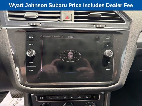Used 2021 Volkswagen Tiguan SEL FWD image 20