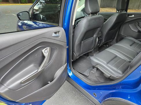 Used 2019 Ford Escape SEL image 19