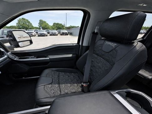 New 2026 Ford F250 Lariat w/ Black Appearance Package AWD/4WD image 11