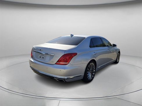 Used 2018 Genesis G90 5.0 Ultimate image 6