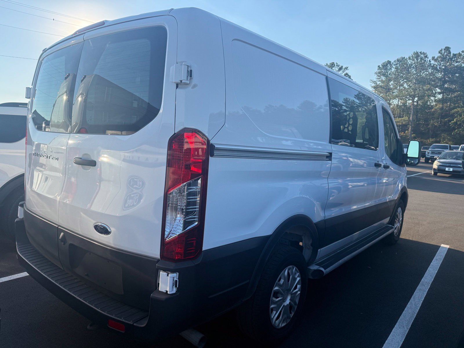 Used 2025 Ford Transit 250 Low Roof w/ Exterior Upgrade Package RWD image 5