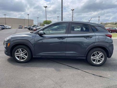 Used 2021 Hyundai Kona SE w/ Cargo Package image 6