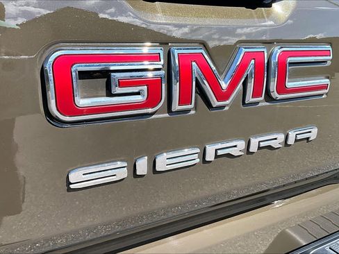 Used 2024 GMC Sierra 1500 Elevation AWD/4WD image 33