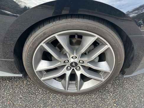 Used 2016 Ford Mustang GT Premium image 14