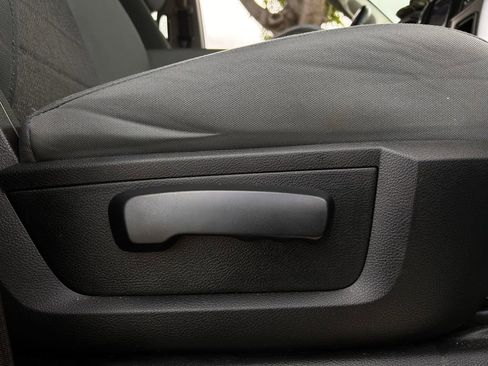 Used 2018 RAM 1500 Big Horn AWD/4WD image 28