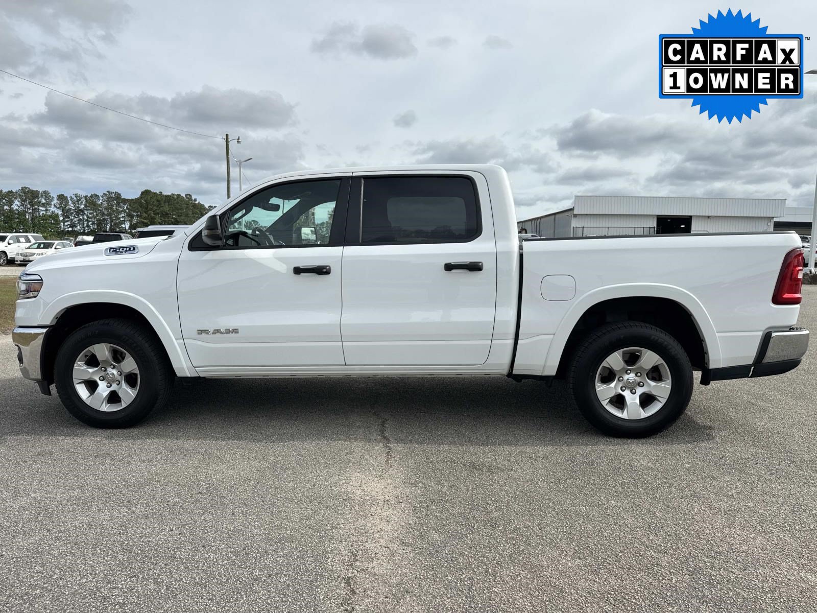 Used 2025 RAM 1500 Big Horn AWD/4WD image 7