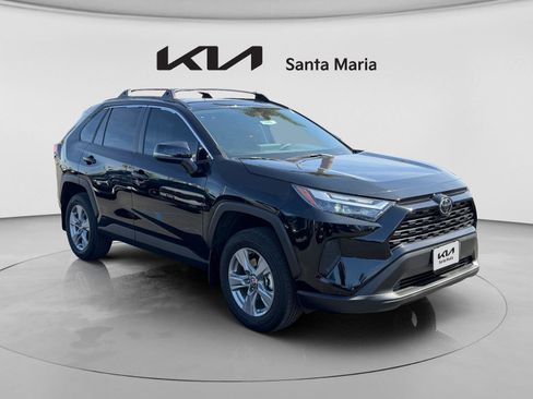 Used 2025 Toyota RAV4 XLE w/ Convenience Package image 1