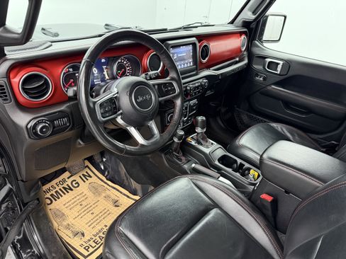 Used 2018 Jeep Wrangler Unlimited Rubicon w/ Safety Group AWD/4WD image 21