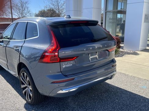Certified 2023 Volvo XC60 T8 Ultimate w/ Climate Package image 4