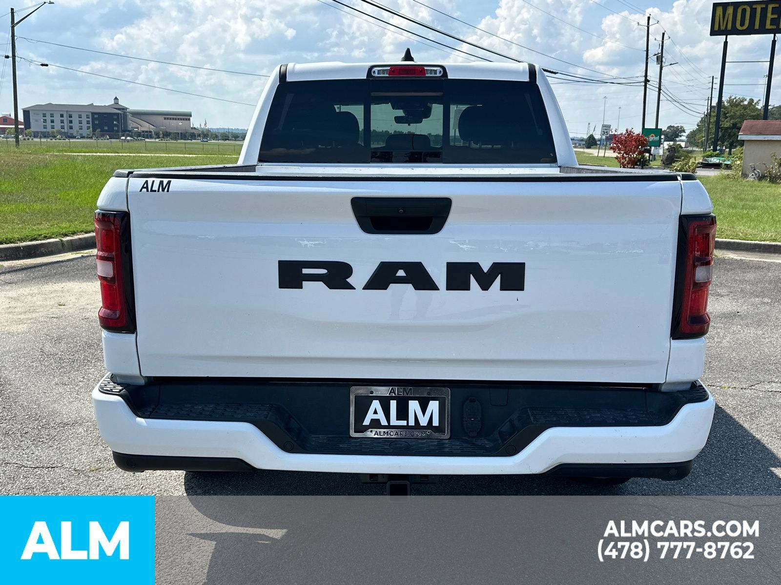 Used 2025 RAM 1500 Tradesman w/ Night Edition AWD/4WD image 6