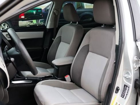 Used 2019 Toyota Corolla LE image 9