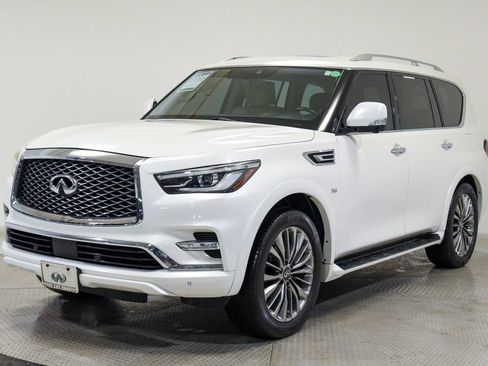 Used 2018 INFINITI QX80 2WD w/ Driver Assistance Package image 5