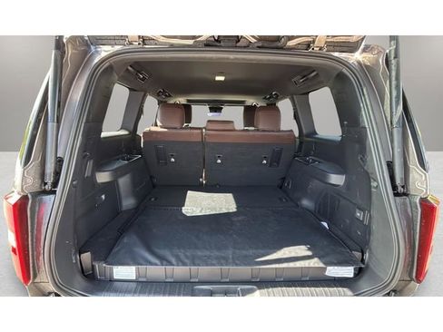 Used 2025 Toyota Land Cruiser w/ Premium Package image 32