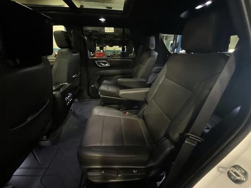 Used 2023 Chevrolet Tahoe High Country AWD/4WD image 33