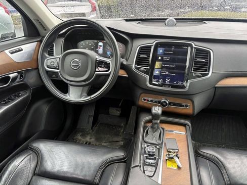 Used 2017 Volvo XC90 T6 Inscription w/ Vision Package image 30