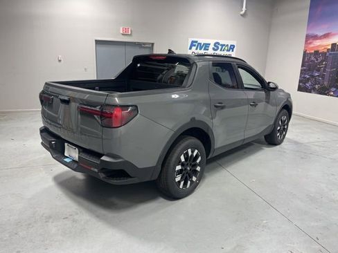 Used 2025 Hyundai Santa Cruz SEL FWD image 5