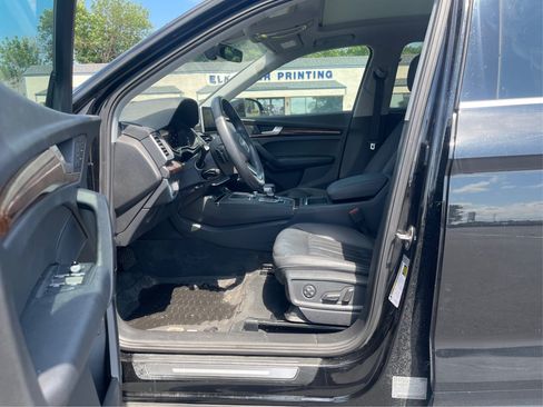 Used 2018 Audi Q5 2.0T Premium Plus w/ Premium Plus Package AWD/4WD image 9