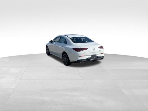 Certified 2022 Mercedes-Benz CLA 250 4MATIC image 3