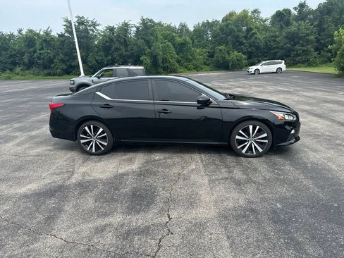 Used 2020 Nissan Altima 2.5 SR FWD image 4