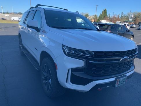 Used 2021 Chevrolet Tahoe Z71 w/ Luxury Package image 5