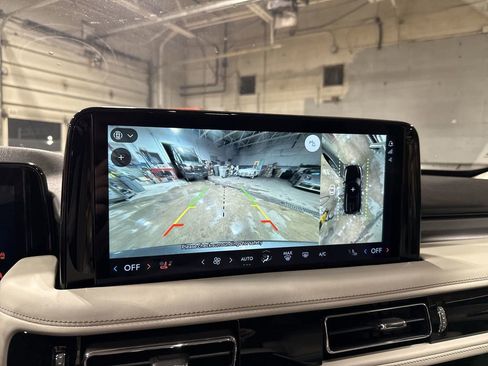 Used 2025 Lincoln Aviator 2WD w/ Jet Appearance Package image 24