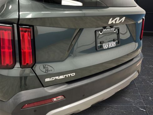 Used 2023 Kia Sorento SX Prestige AWD/4WD image 40
