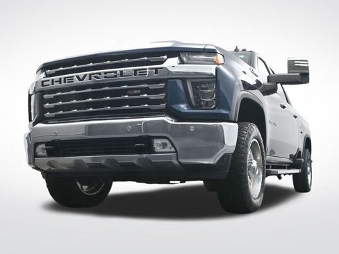 Used 2020 Chevrolet Silverado 2500 LTZ w/ LTZ Plus Package image 32