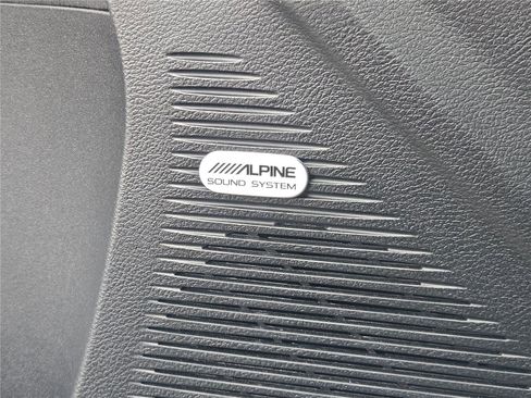 Certified 2020 Dodge Challenger R/T RWD image 26