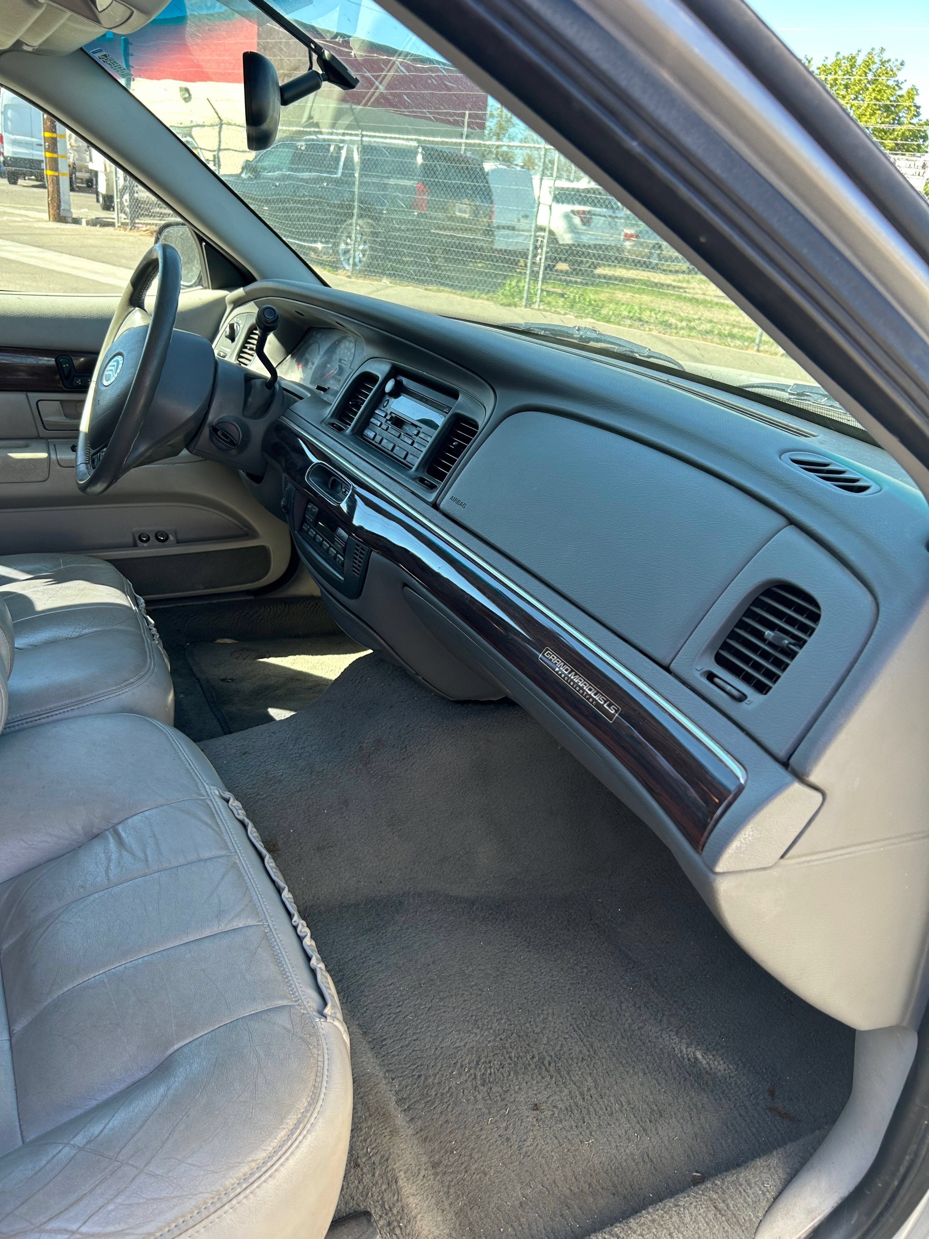 Used 2003 Mercury Grand Marquis LS RWD image 8