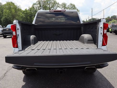 Used 2022 Chevrolet Silverado 1500 LT Trail Boss w/ Bed Protection Package AWD/4WD image 31