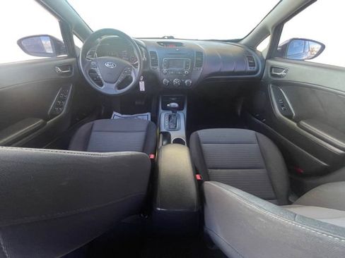 Used 2016 Kia Forte LX w/ LX Popular Plus Package image 10