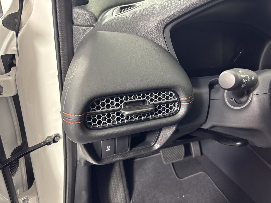 Used 2027 Honda HR-V Sport image 27