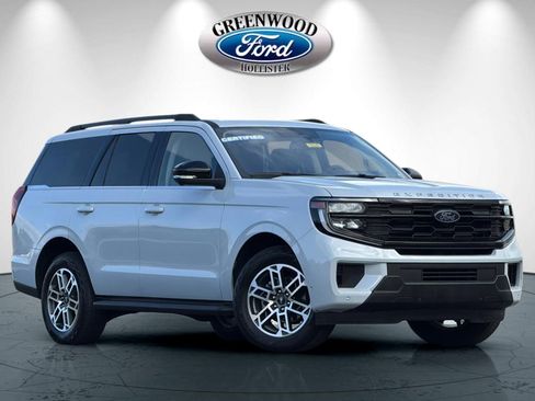 Certified 2025 Ford Expedition Active AWD/4WD image 1