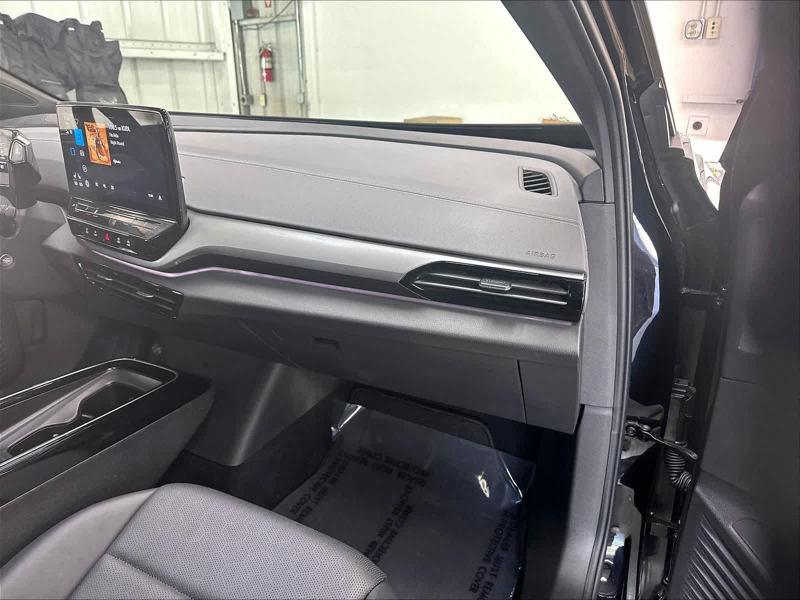 Used 2023 Volkswagen ID.4 Pro S AWD/4WD image 29