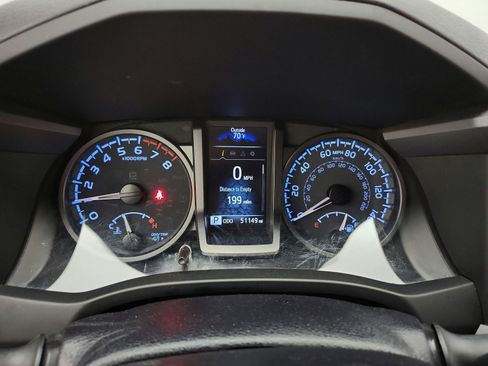 Used 2023 Toyota Tacoma TRD Sport AWD/4WD image 11